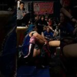 【女子プロレス】場外でバックブリーカーを炸裂させてエプロンからヒップドロップ発射【香藤満月】【ワールド女子プロレス・DIANA】#玉川ボール #shorts