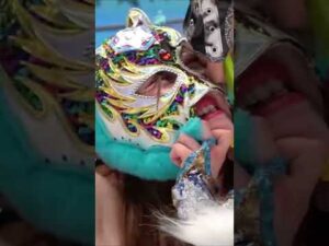 【女子プロレス】ジュリアがスターライト・キッドのマスクを剥いで素顔があらわに！【スターダム】