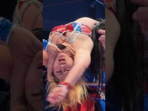 【女子プロレス】体が真っ二つになりそうなアルゼンチンバックブリーカー【尾崎妹加】【梅咲遥】【ワールド女子プロレス・DIANA】#玉川ボール #shorts